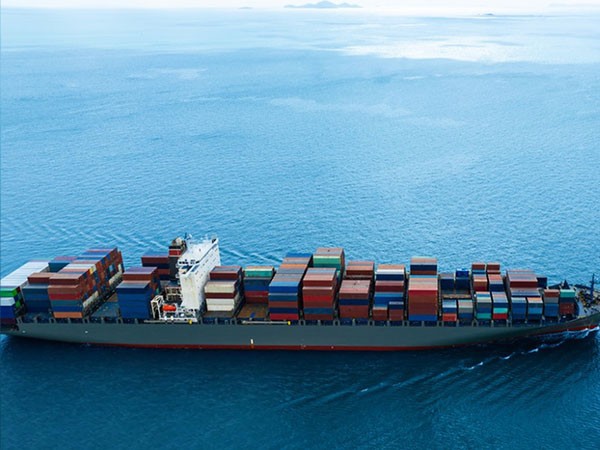 Shipping between China and South America